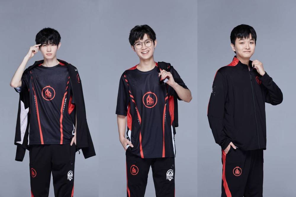 Royal Never Give Up 击败了 Oh My God ， Bilibili Gaming 以 2：1 战胜了 Weibo Gaming ，在 LPL 第二分区 2025
